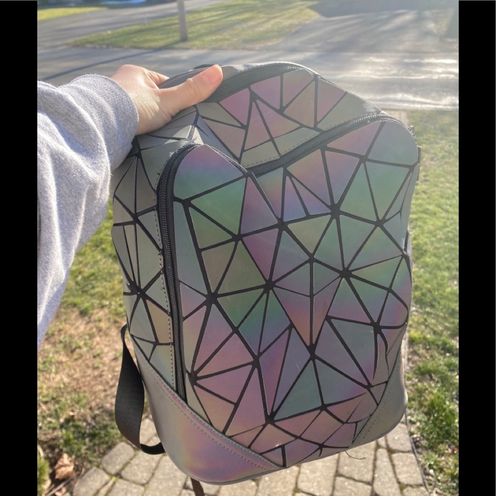Holographic bag